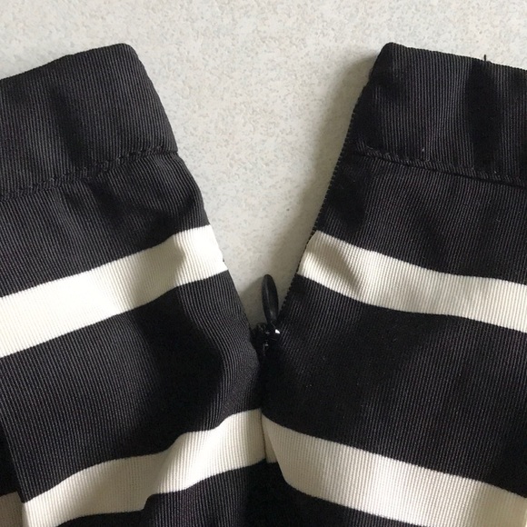 Forever 21 striped mini skirt black and white - Picture 3 of 4
